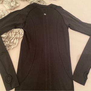 Lululemon Swiftly Tech Long Sleeve